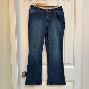 Lands’ End Medium Wash Original Fit Classic Waist Bootleg Jeans. Size 12P